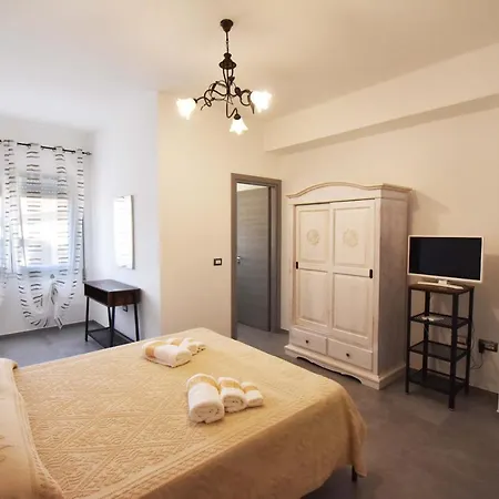 B&B Centrale לינה וארוחת בוקר