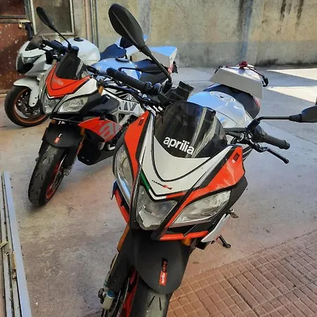 ベッド・アンド・ブレックファスト B&B Centrale