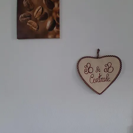 לינה וארוחת בוקר B&B Centrale 3*