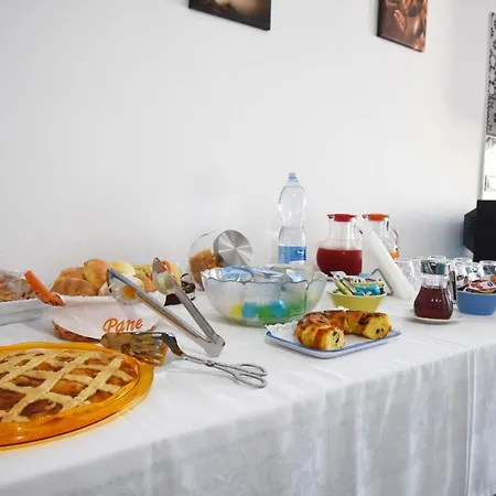 Nocleg ze śniadaniem B&B Centrale Tortolì