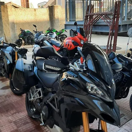 B&B Centrale Nocleg ze śniadaniem 3*